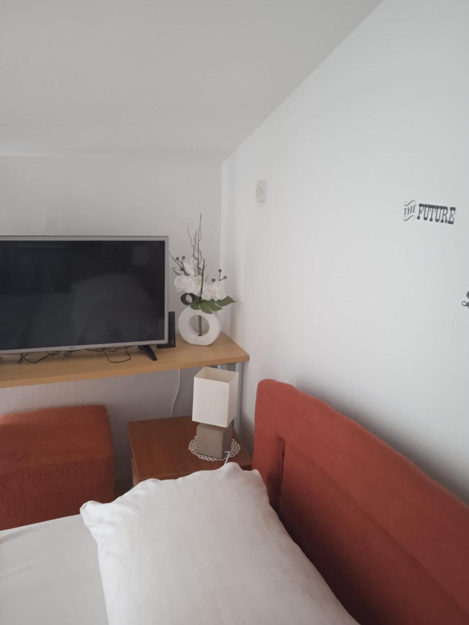 Apartament Mala Basina -Maslina Vrbanj Zewnętrze zdjęcie