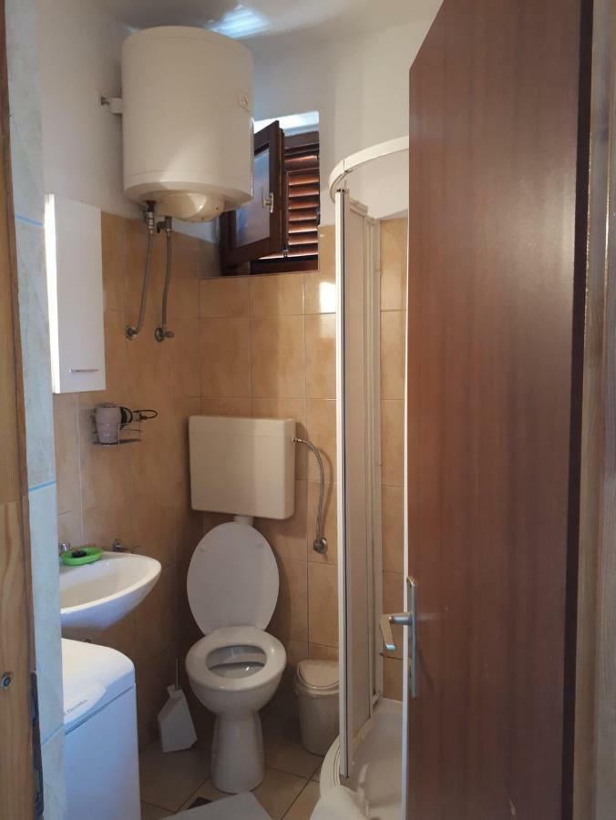 Apartament Mala Basina -Maslina Vrbanj Zewnętrze zdjęcie