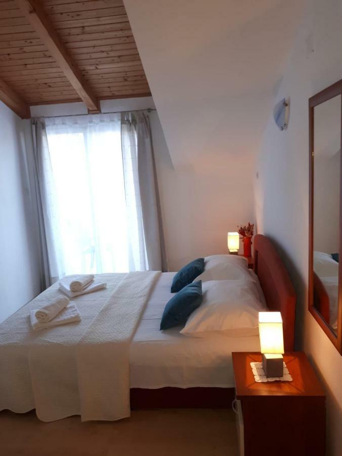 Apartament Mala Basina -Maslina Vrbanj Zewnętrze zdjęcie